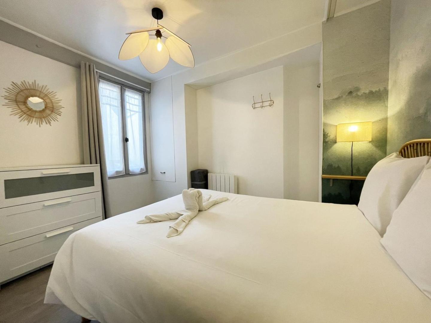 Apartamento The Heart Of Chartres Exterior foto